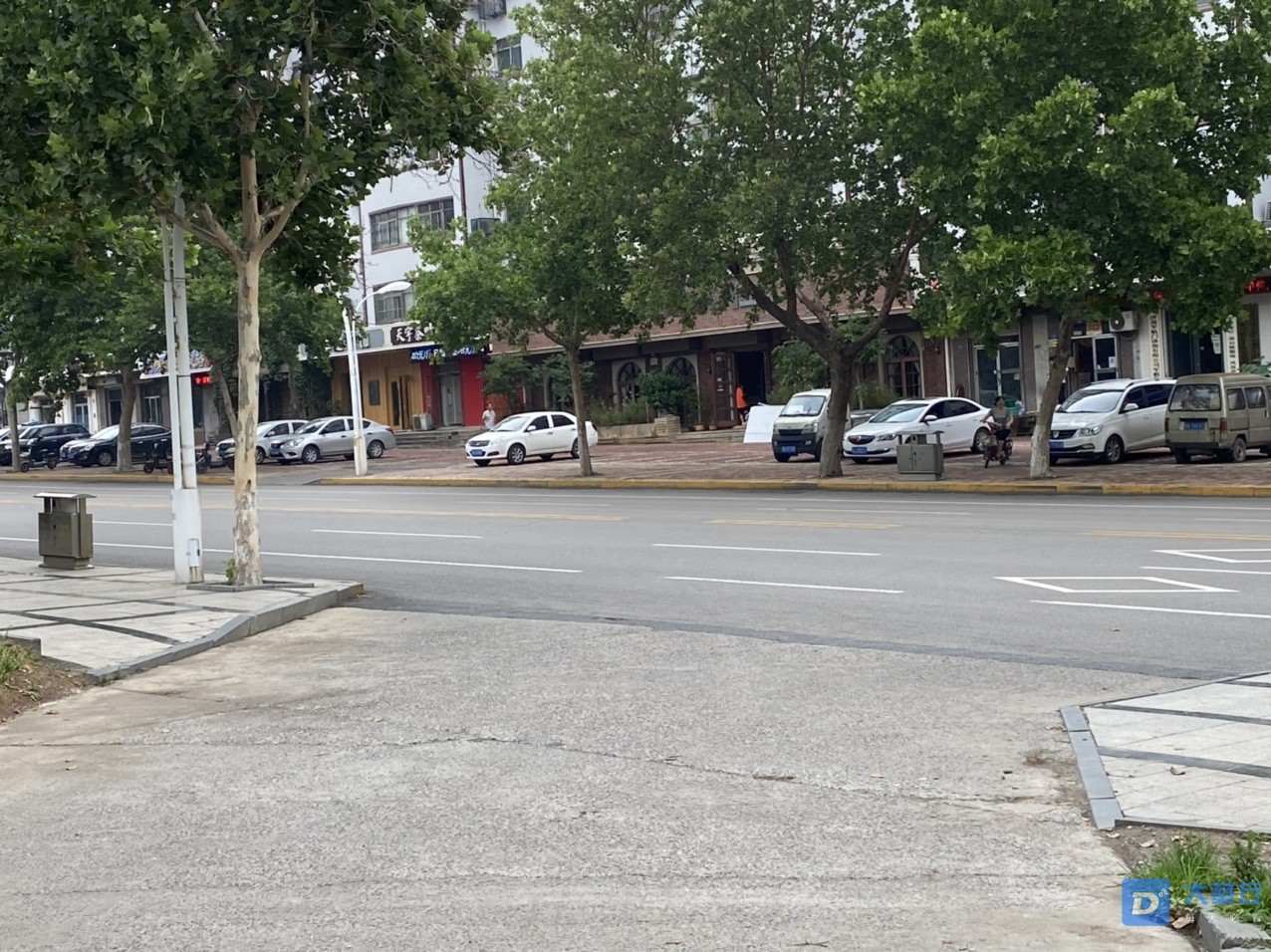章丘汇泉路北岸对面的路口别走了里面堵了
