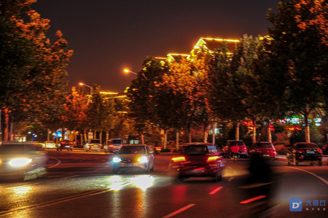 章丘的夜景