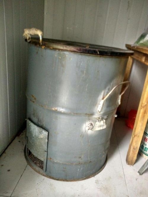 求购个图片中油桶炉子,有得联系微电13954162