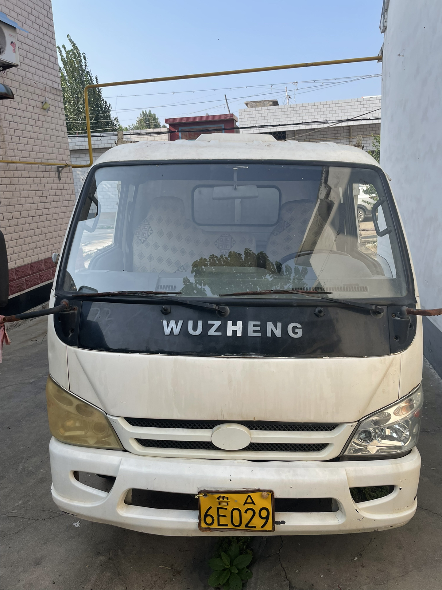 自家农用六轮车